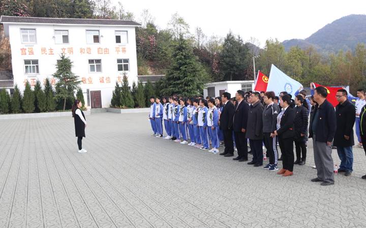 clip_image006.jpg 说明: IMG_2196