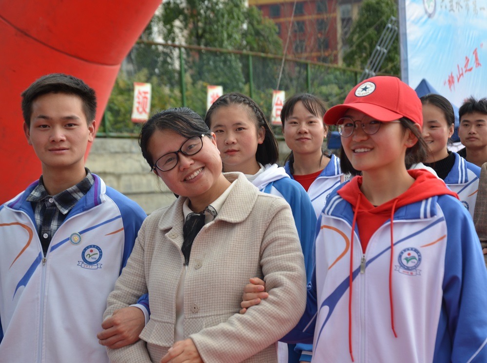 家长没来老师来.jpg 家长没来老师来.jpg